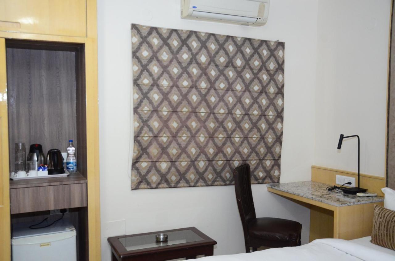 Hotel Crytsal Residency à Ranchi Extérieur photo