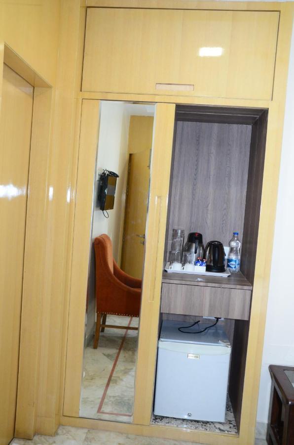 Hotel Crytsal Residency à Ranchi Extérieur photo