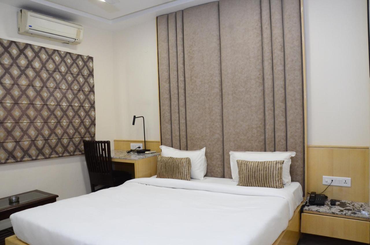 Hotel Crytsal Residency à Ranchi Extérieur photo